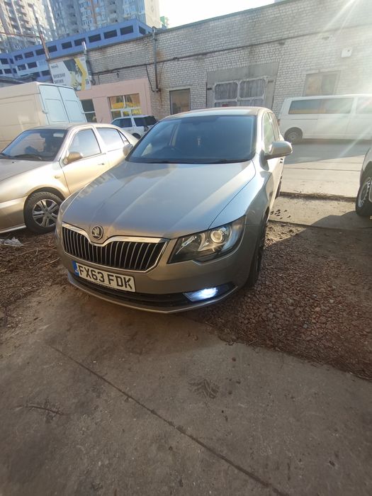 Кузові елементи Skoda superb 2 rest