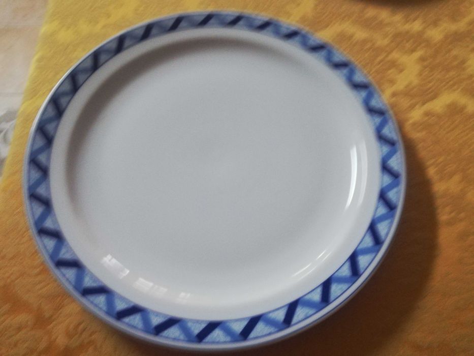 Serviço de jantar, fabrico Porcelanas SPAL