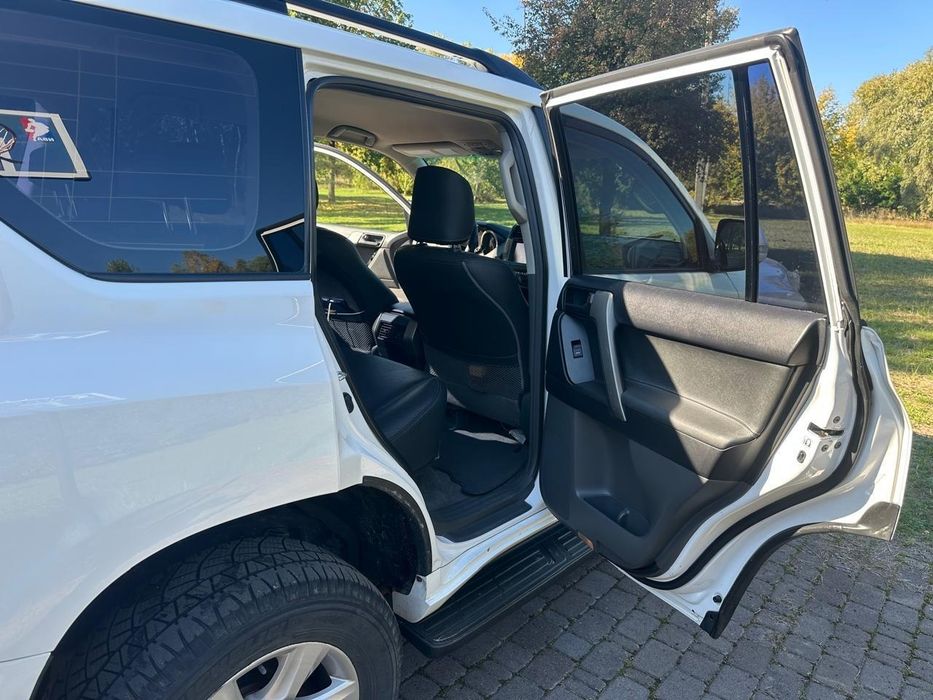 Toyota Land Cruiser Prado 150