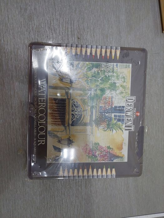 Belas artes caixa seladas lápis para aguarela