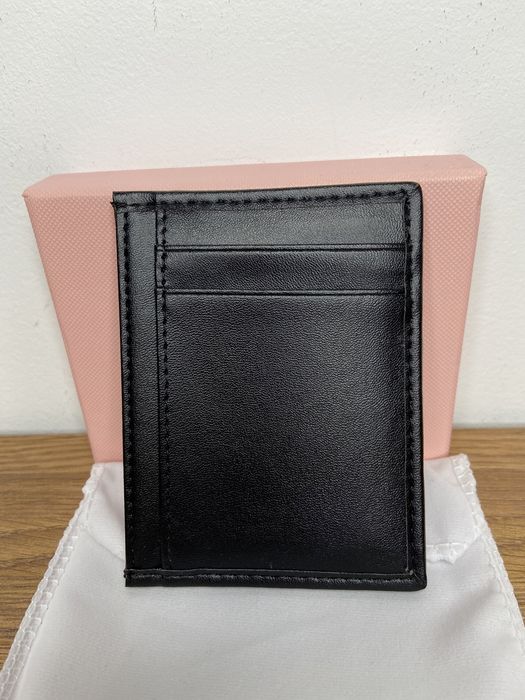 posiadacz karty, posiadacz wizytówki miu miu