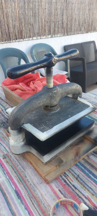 Prensa de encadernação