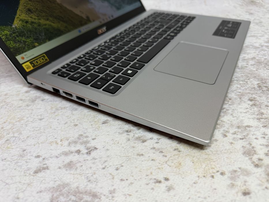 Acer Swift 3 / Intel i3 1115G4 4.1GHz/ 8GB DDR4/ 256 SSD/ 14FHD/ W11