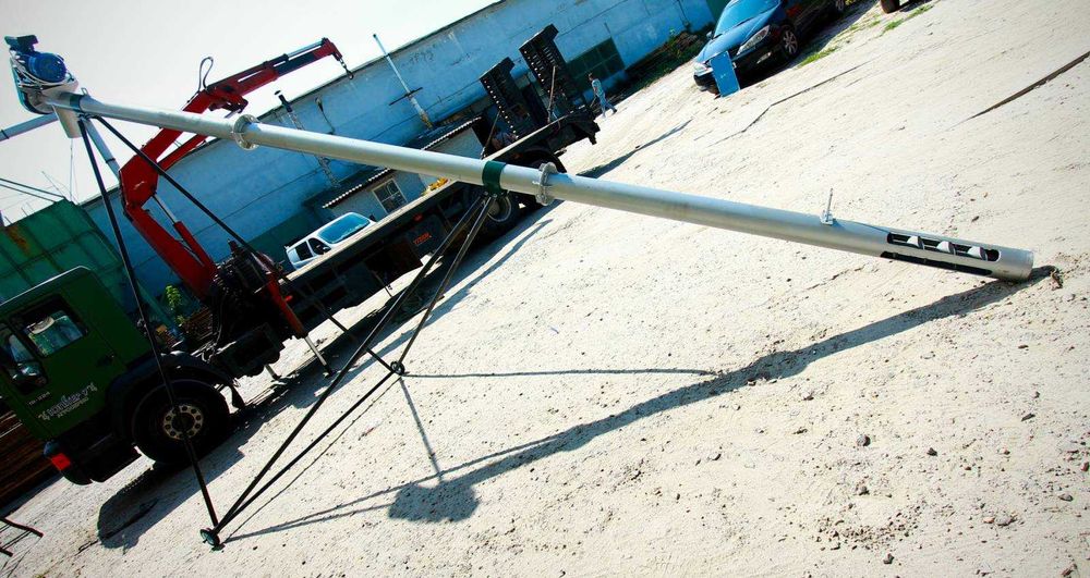 Конвеєр зерна, погрузчик, шнек, транспортер, шнековий питатель, цемент