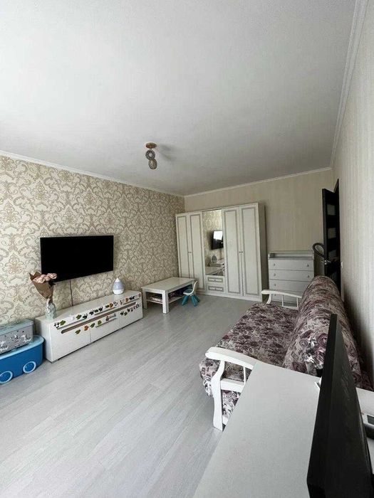 Продаж 1-кімнатна квартира новобудова