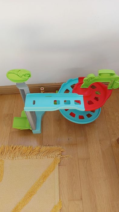 Pista de carros para criança