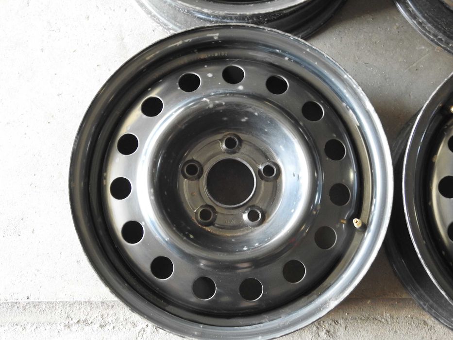 4xfelgi stalowe 16'' 5x114,3 6,5J et45 HYUNDAI  oryginał + Czujniki