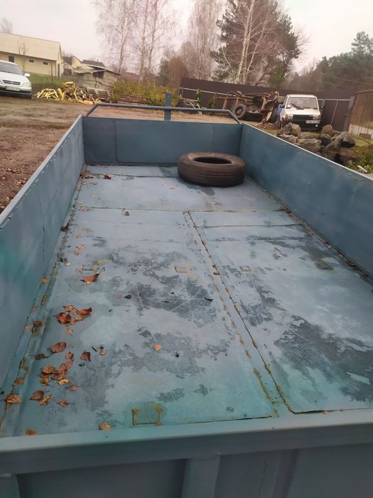 Причіп тракторний