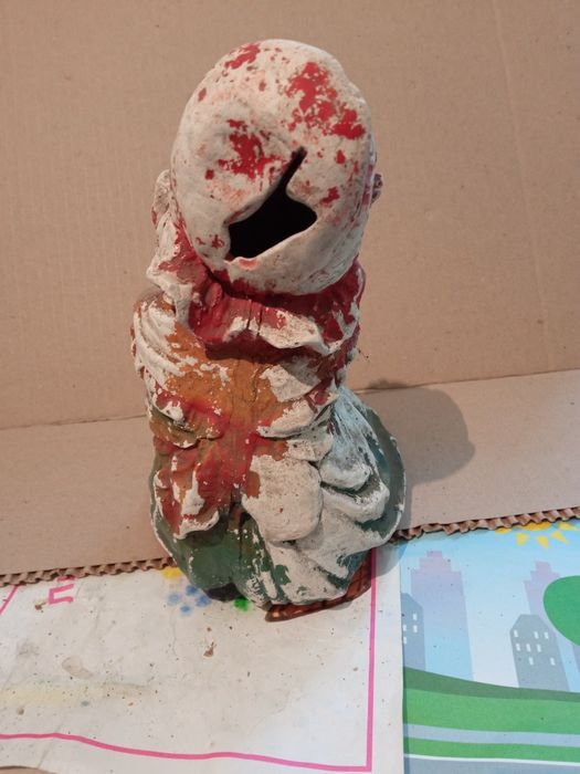 Старинная статуэтка.копилка в коллекцию!