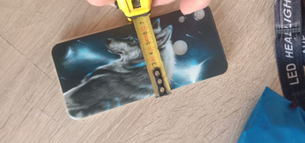 Чехлы для телефонов