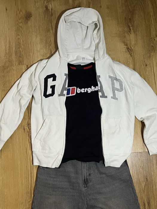 кофта GAP-футболка Berghaus- джинси