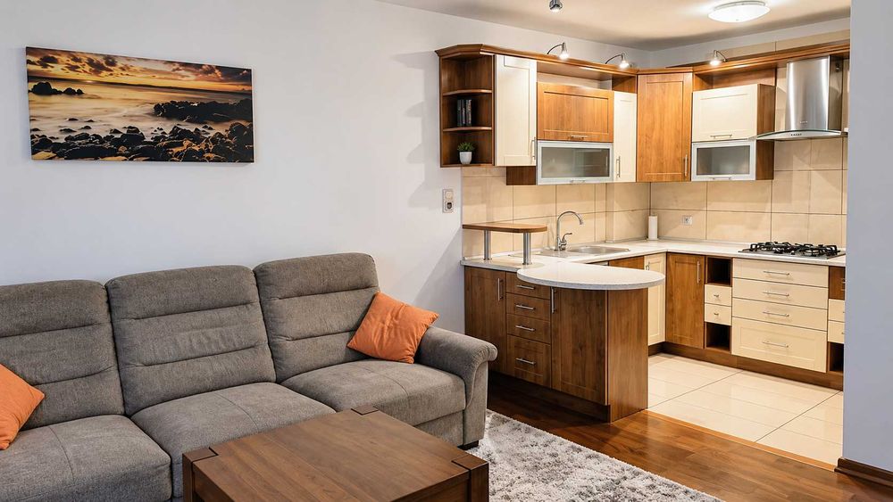 REZERWACJA Mieszkanie 54 m², 3 pokoje, garderoba, balkon, piwnica, parter, ul. Trawiasta
