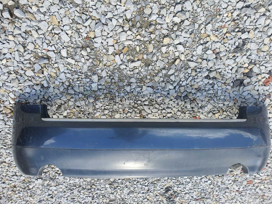 Audi A4 B6 zderzak tył kombi 1,8 T 2,4 B kolor LX7Z