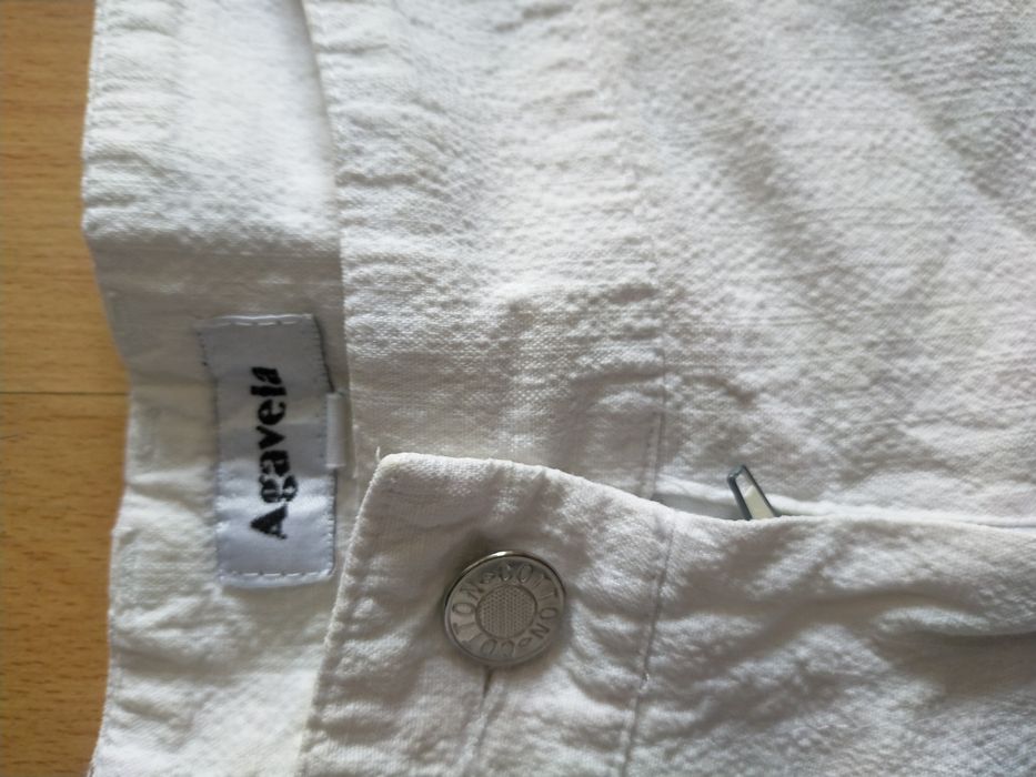 szorty bermudy spodenki białe Agavela 36/38