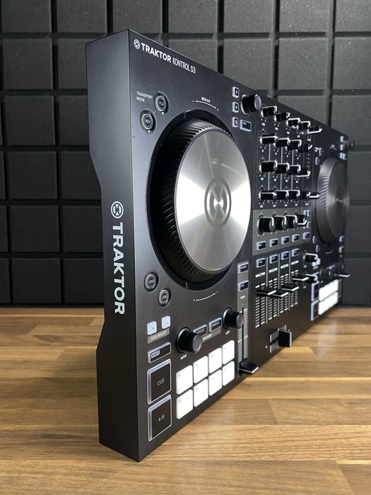 NI Traktor Kontrol S3 MK3 (Доставим курьером - БЕСПЛАТНО!)