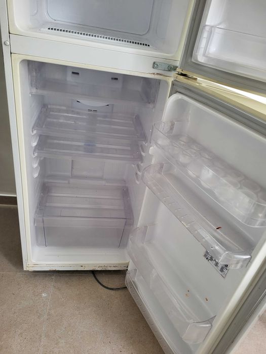 Frigorifico a funcionar na perfeiçao