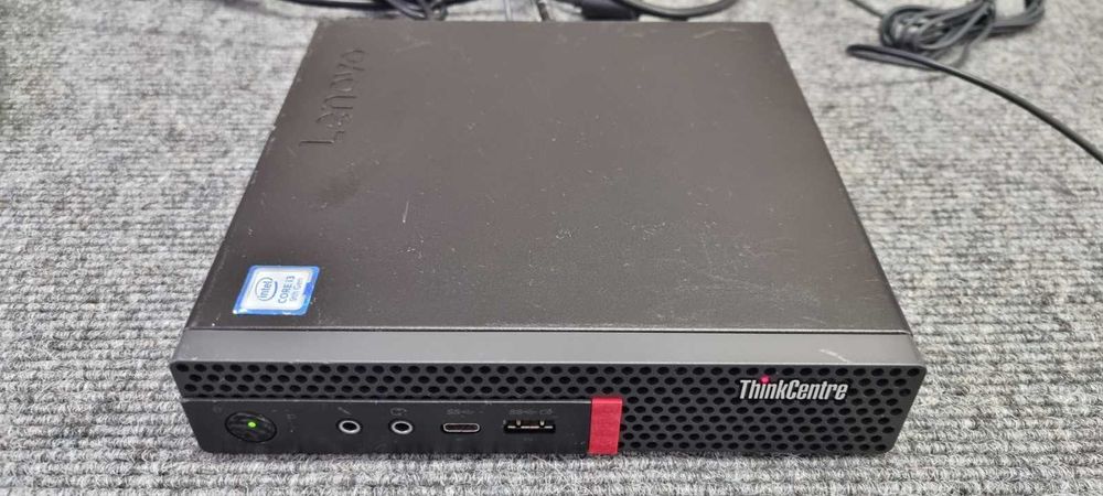 Computador Lenovo ThinkCentre Tiny M720q i3 9100T 8GB NVME 256GB Wifi
