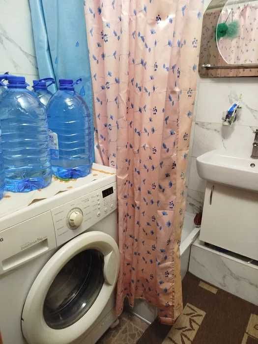 Здам в оренду кімнату біля метро Чернігівська (вул. Кіото, 13).