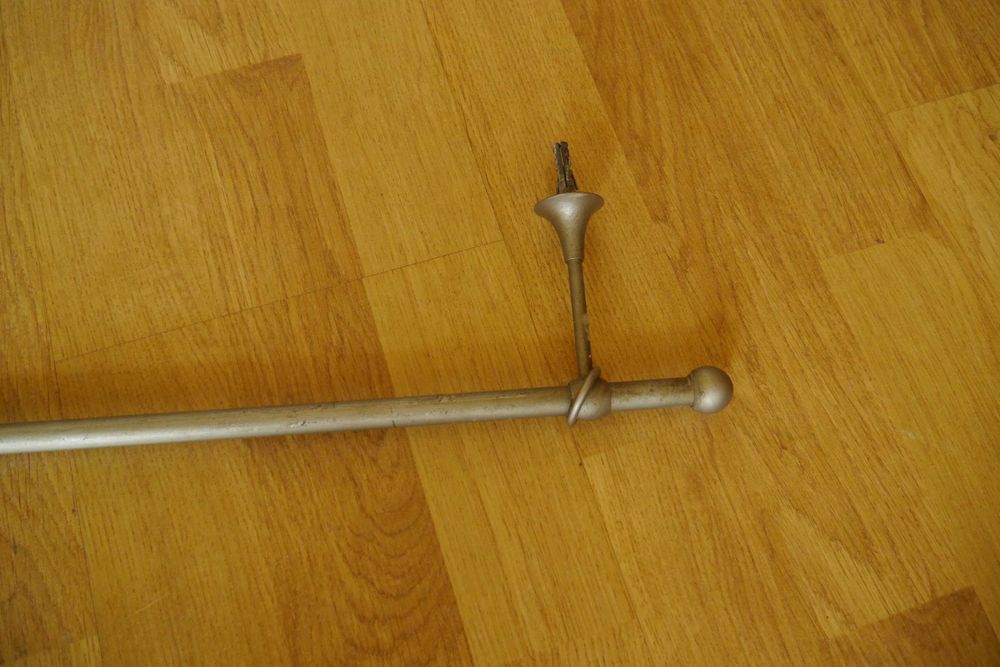 Karnisz stalowy pojedynczy 160 cm