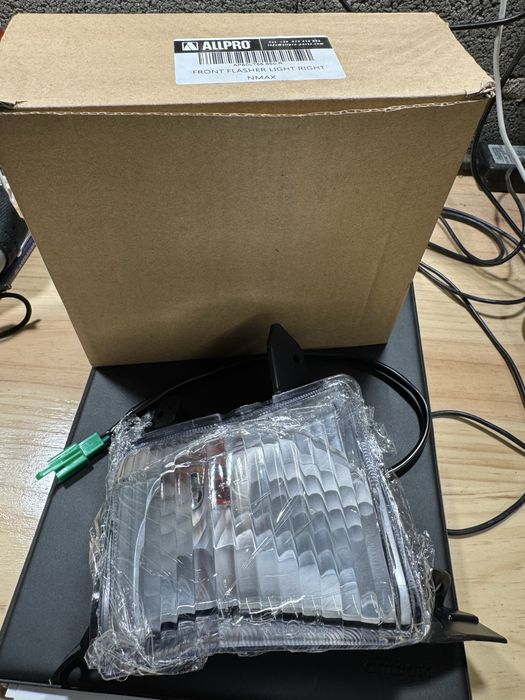 Yamaha Nmax farolim pisca direito