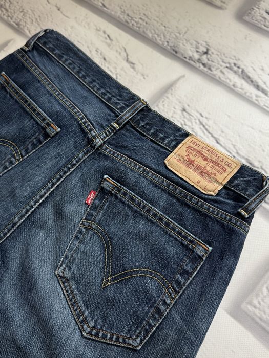Джинсові шорти Levi's синього кольору, розмір 40