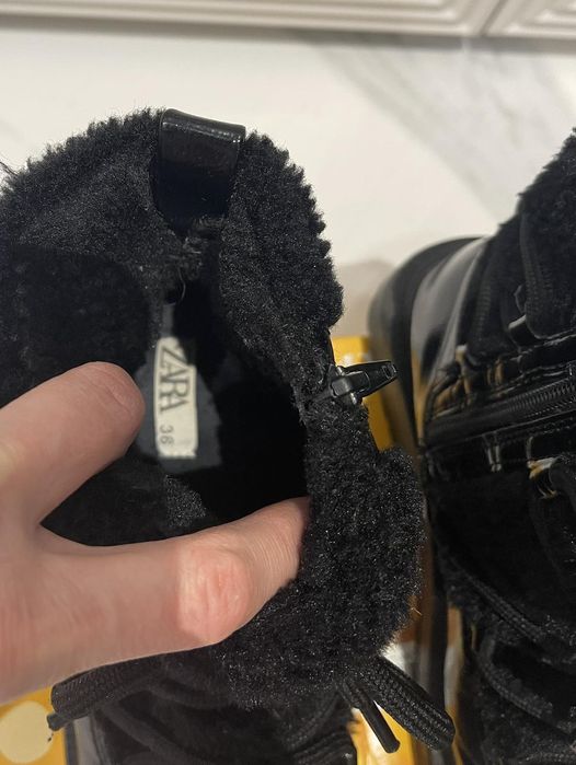 Зимове взуття для дівчинки Zara