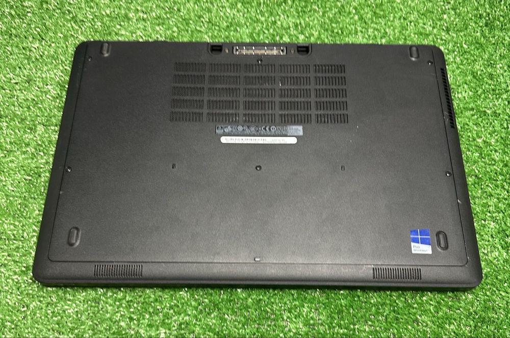 Ігровий ноутбук Dell Latitude E5550 15.6 FHD i5-5300U/16GB ОЗУ/240 SSD