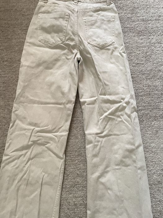 Джинси жіночі з дирками на колінах