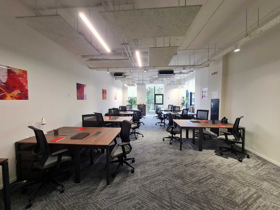 Офіс 140 м.кв пр-т Берестейський 53 Солом'янський Генератор Меблі Без%