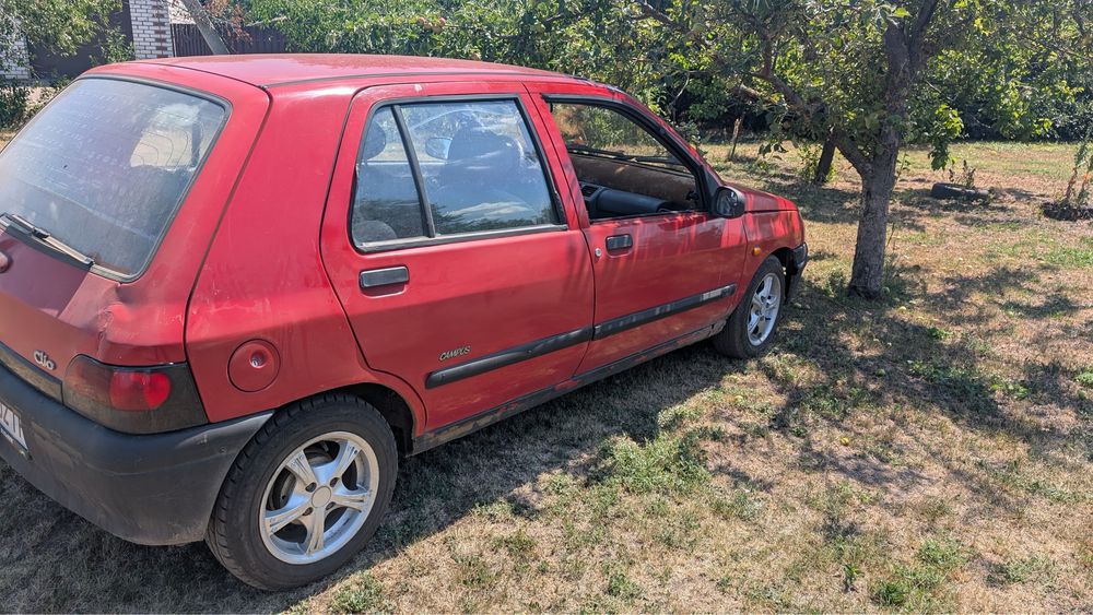 Продам Renault clio 1
