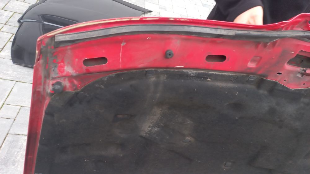 Seat Leon 1 toledo 2 maska pokrywa silnika czerwona lp3g