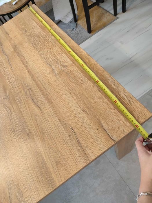 Stół rozkładany używany stan bardzo dobry.