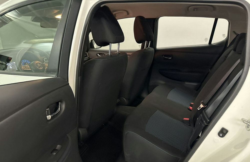 Nissan Leaf Visia 40 kWh - Elétrico