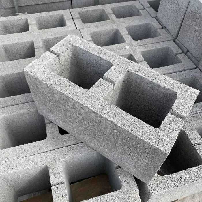 Арматура 8мм,10мм,12мм.Сітка-кладка.Цемент.Цегла.Блоки.Сарни.Дубровиця