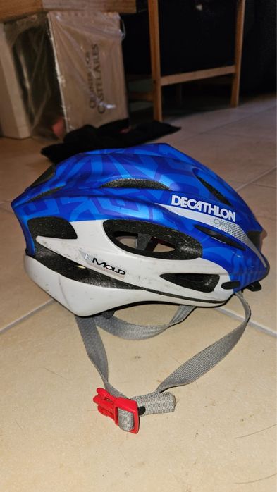 Capacete de Ciclismo Decathlon – Bom Estado