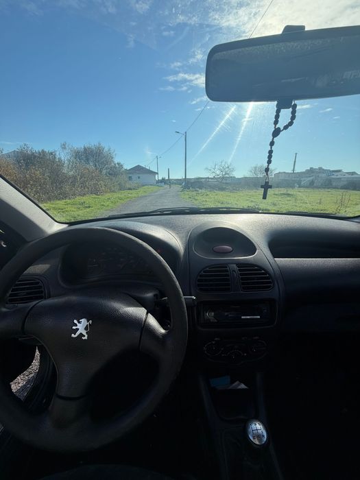 Peugeot 206 1.1 em bom estado!