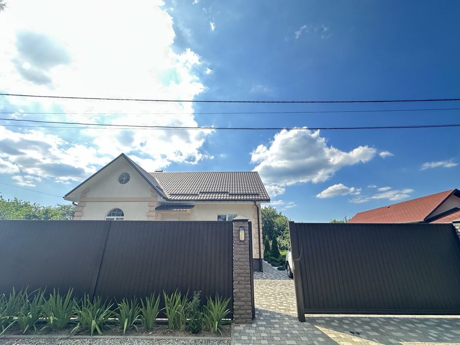 Продаж капітального будинку с.Чубинське