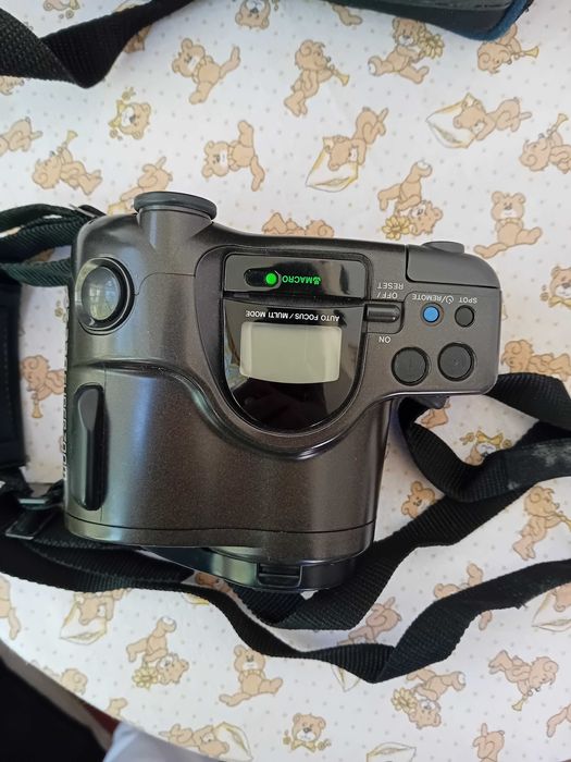 Máquina fotográfica Olympus AZ-330