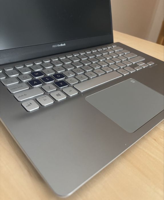 Sklep 3600zl! Asus vivobook 14’ proc i5 geforce mx150 SSD 256GB win11