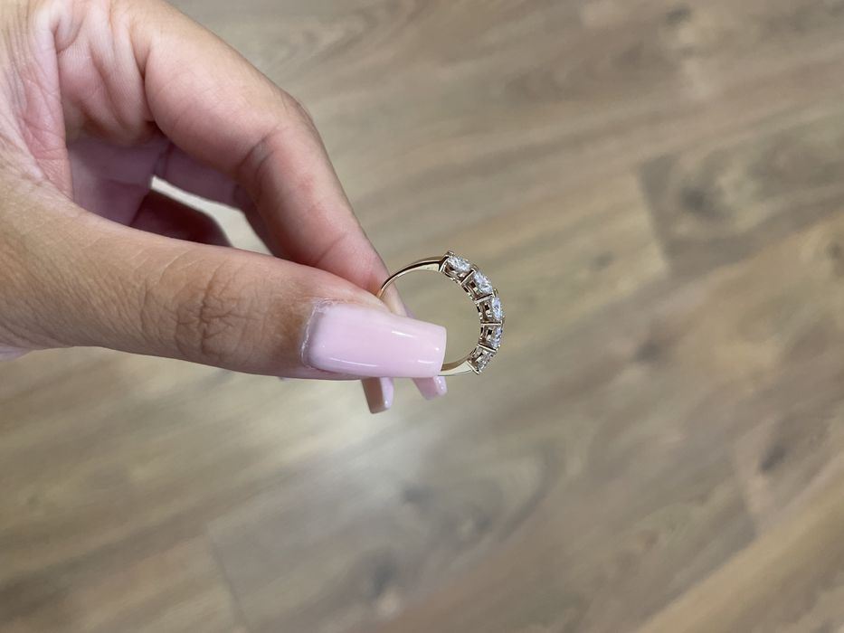 Полудорожка с муасанитами 1.50ct золото 585 GRA.