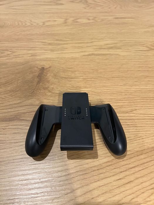 Consola Nintendo Switch Oled Branco + Jogo Super Mario Bros Wonder