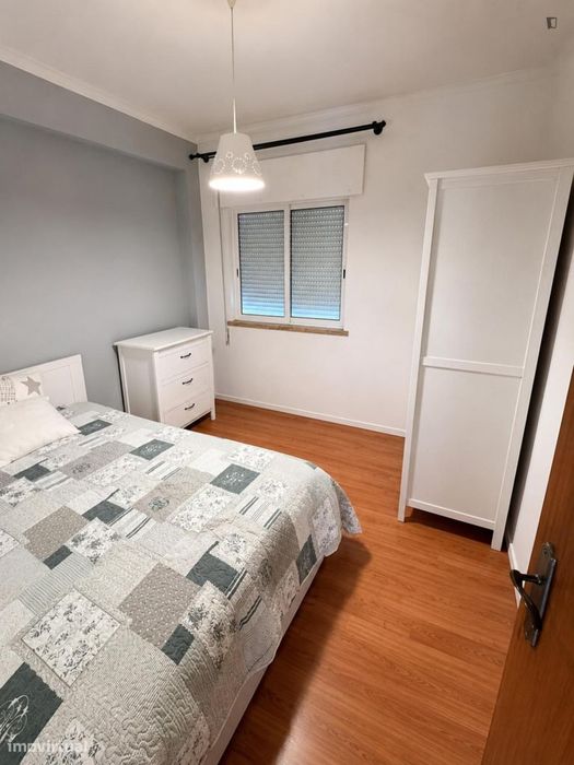 Quarto - localizado em Lisbon