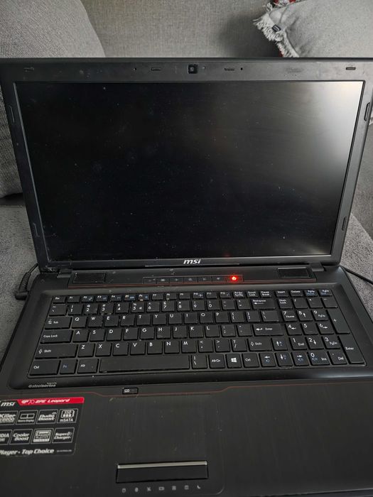 Laptop MSI 17' czarny