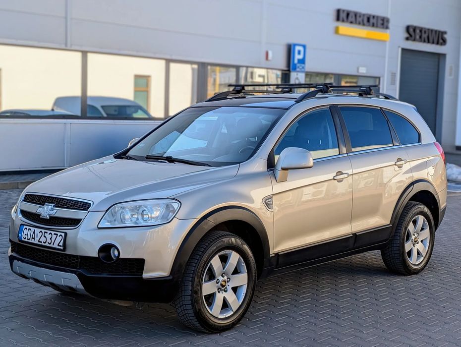 Chevrolet Captiva 2.4 Benzyna 4x4 7osób Bez korozji Półskóry Klimatyzacja