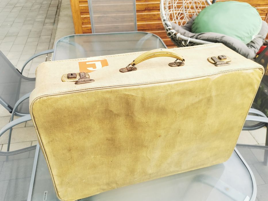 Stara walizka Cheney England kufer REKWIZYT ozdoba