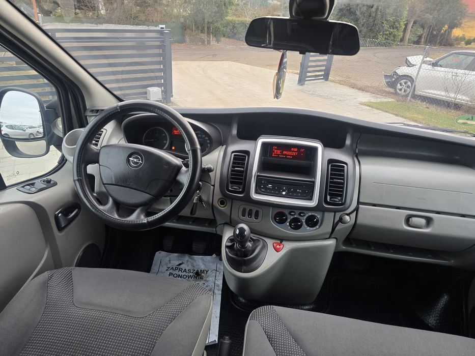 Vivaro/ 9miejsc/ Niemcy/Oplacony