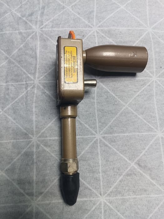 Motometer ciśnieniomierze do cylindrów silników benzynowych