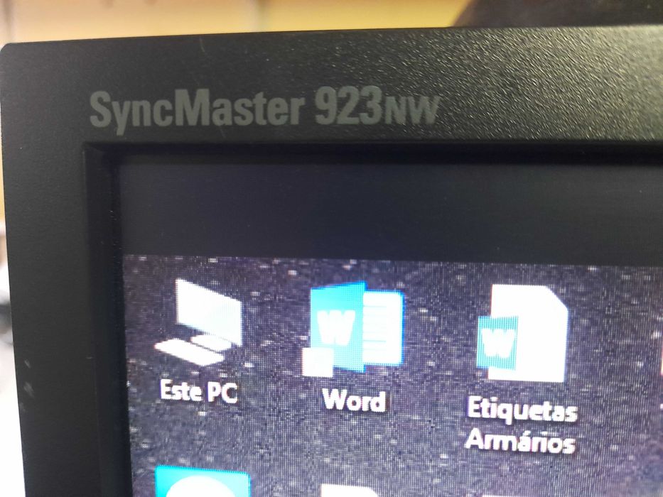 Monitor Samsung 923NW