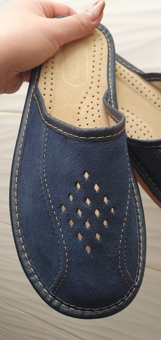 Kapcie 42 laczki pantofle męskie skóra naturalna skórzane granatowe