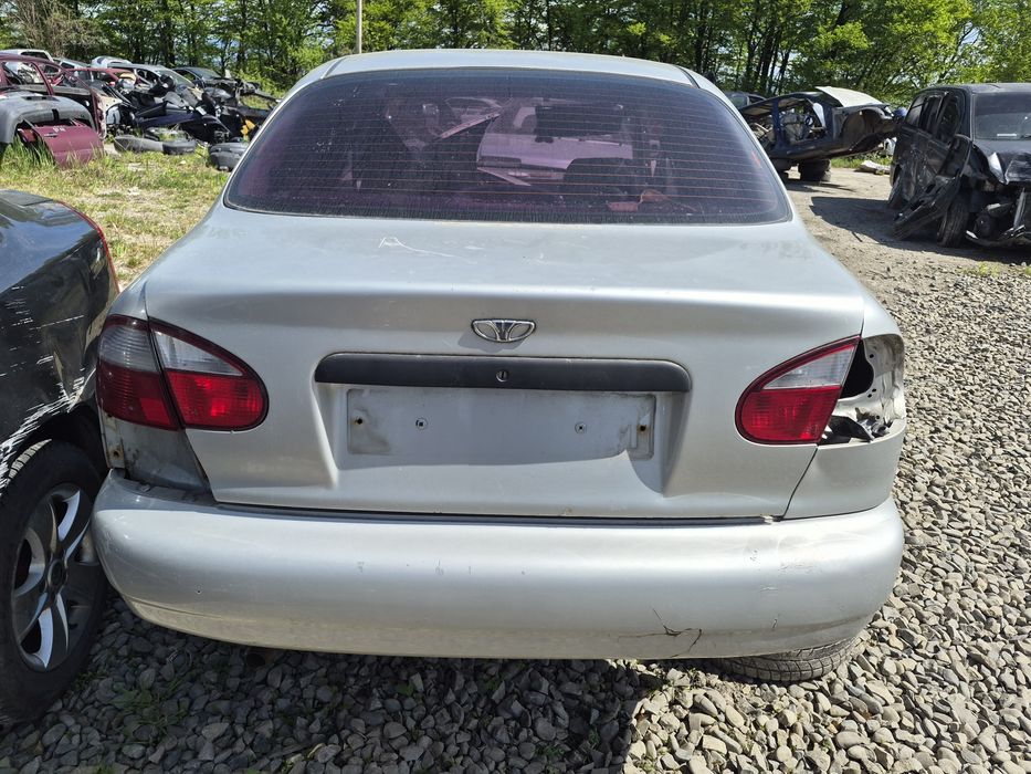 Кришка багажника daewoo lanos sens 1.3 1.4 1.5 1.6 бензин  2001 2002 2003 2004 2005 2006 2007 2008 сірий металік дейво део деу ланос